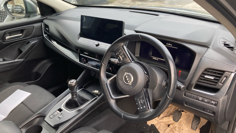 Nissan Qashqai 1.3 DiG-T MH N-Connecta 5dr Petrol Hatchback